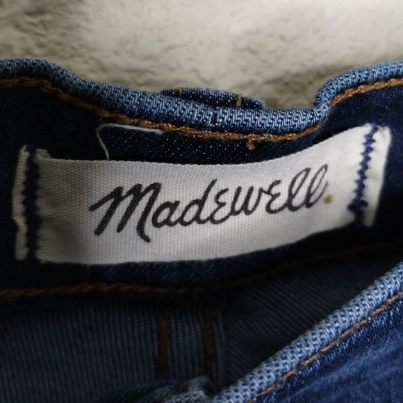 Madewell Petite Cali Demi-Boot Jeans in Danny Wash: TENCEL Denim Edition Size 37 - Picture 5 of 7